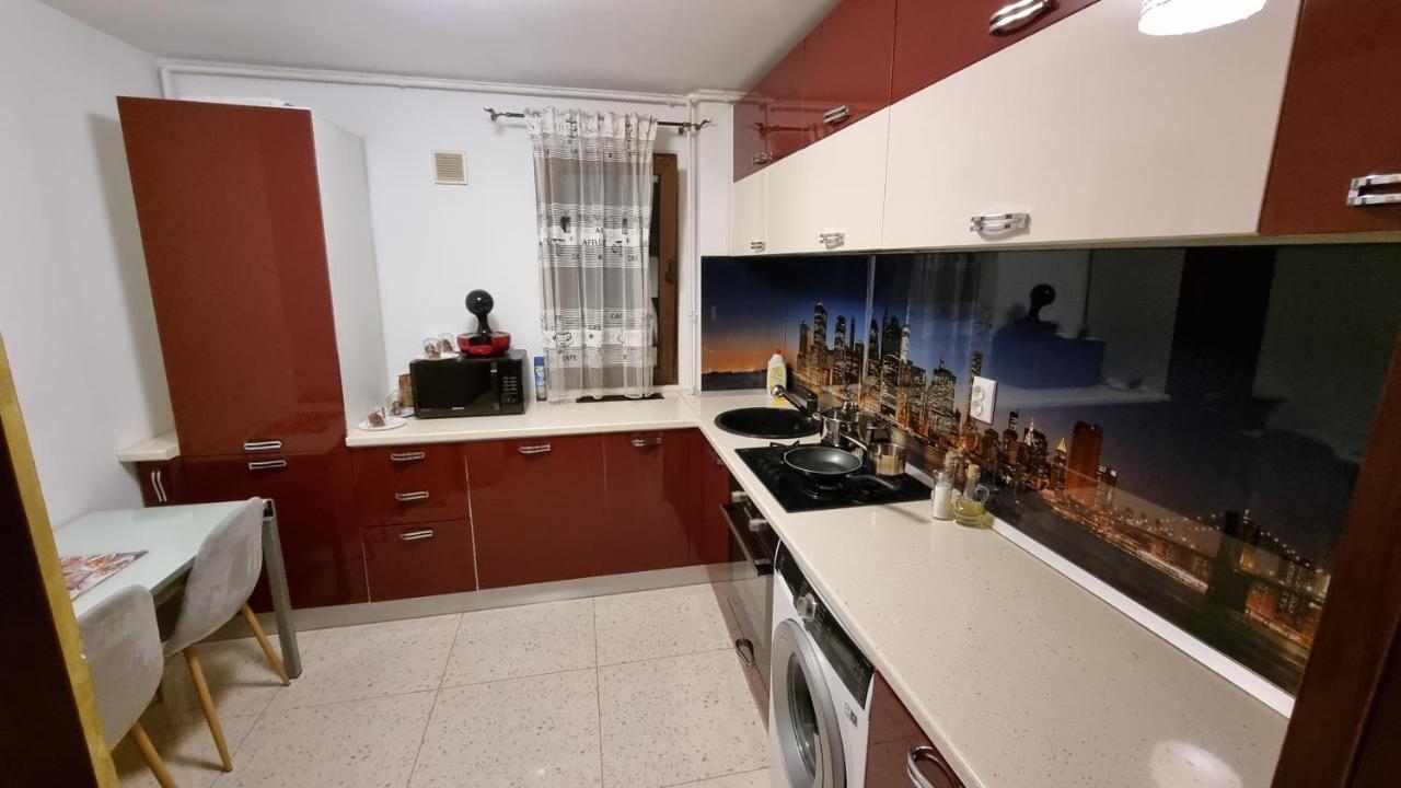Stone Bridge Apartment Iasi Exterior photo